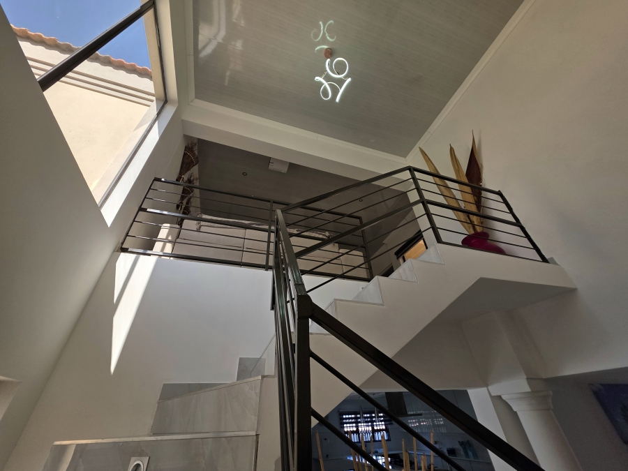 4 Bedroom Property for Sale in Flamingo Park Free State